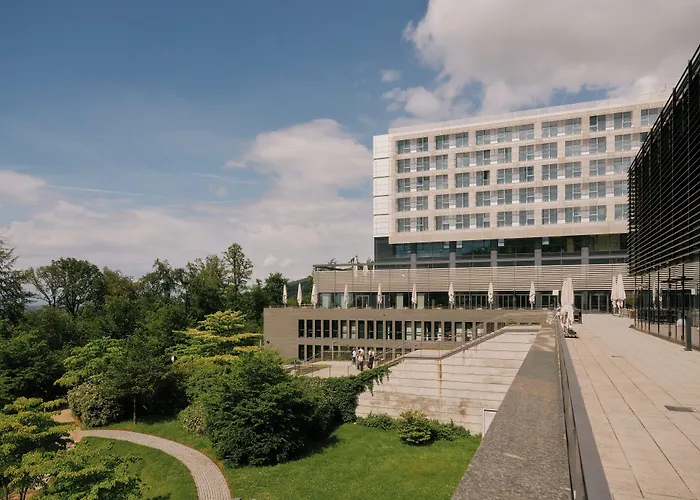 Lufthansa Group Hotel&Campus Seeheim